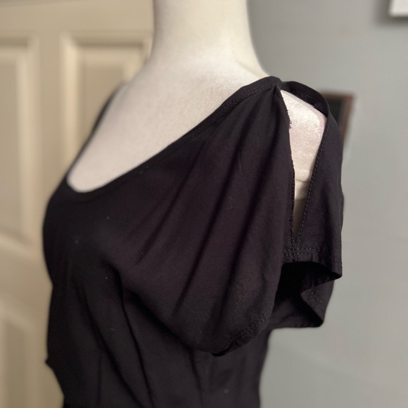 Open Shoulder Dress - Picture 2 of 5